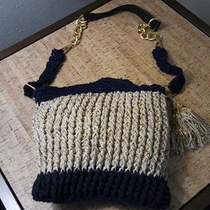 Ladies hand bag